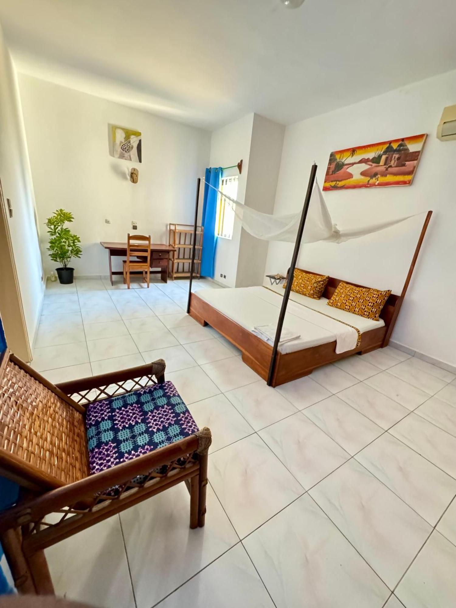 Guesthouse Cocotiers Cotonou Dış mekan fotoğraf